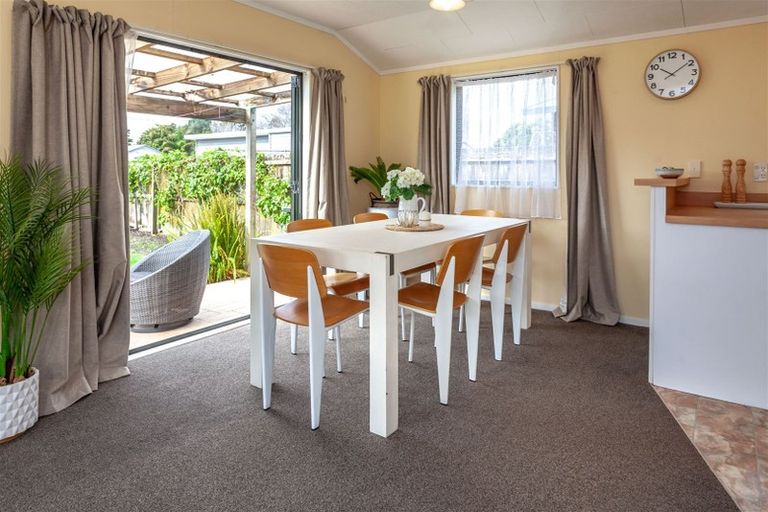 Photo of property in 11 Mayfair Close, Whitianga, 3510