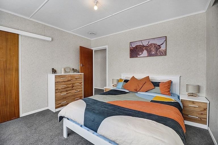 Photo of property in 44 Oberon Street, Stratford, 4332