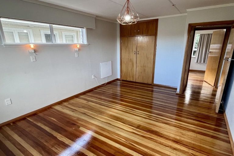 Photo of property in 5 Hampden Street, Awapuni, Palmerston North, 4412