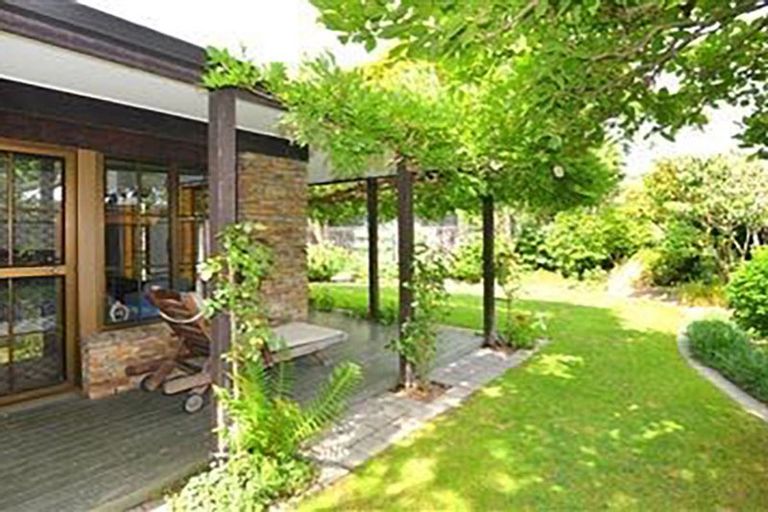 Photo of property in 125 Grahams Road, Burnside, Christchurch, 8053