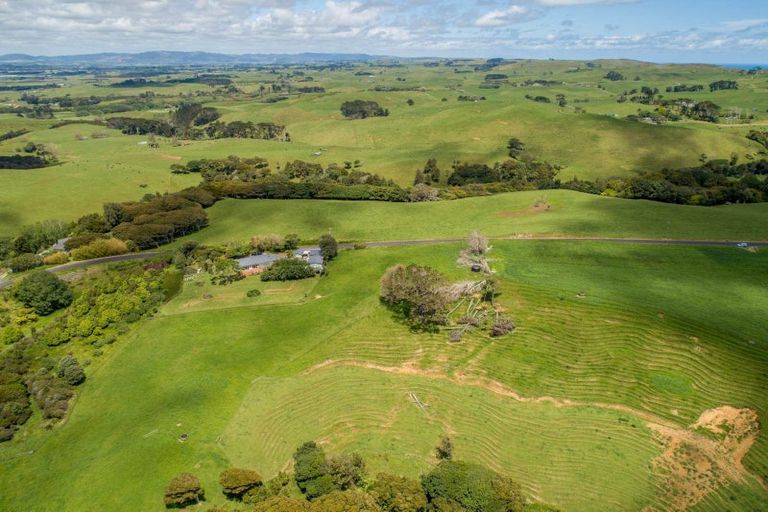 Photo of property in 360 Gleeson Road, Pollok, 2683