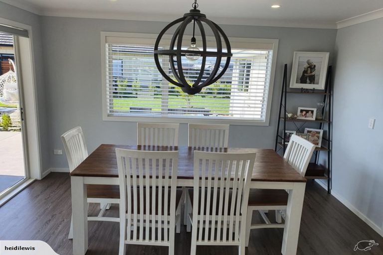 Photo of property in 32 Mike Smith Drive, Cambridge, 3434