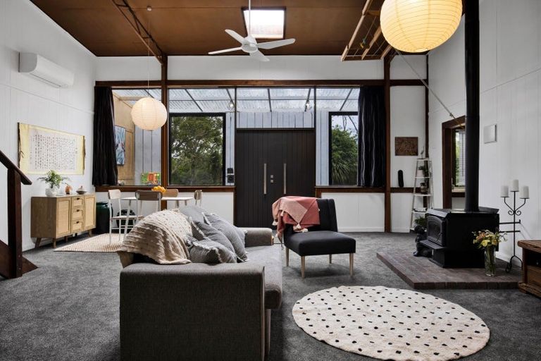 Photo of property in 1082 Junction Road, Egmont Village, Inglewood, 4386