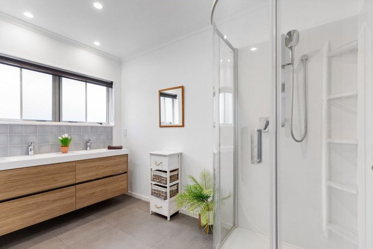 Photo of property in 2/492 Otumoetai Road, Otumoetai, Tauranga, 3110