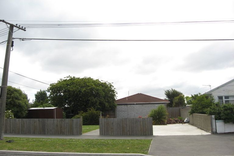 Photo of property in 17 Mackworth Street, Woolston, Christchurch, 8062
