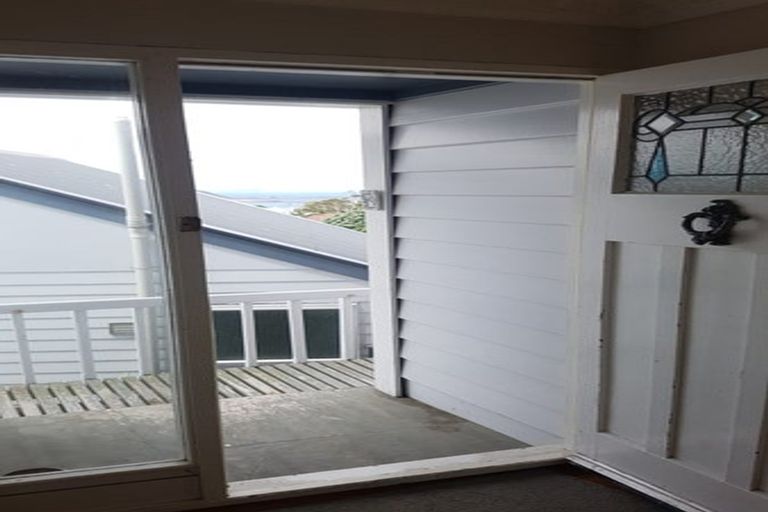 Photo of property in 88 Duncan Terrace, Kilbirnie, Wellington, 6022