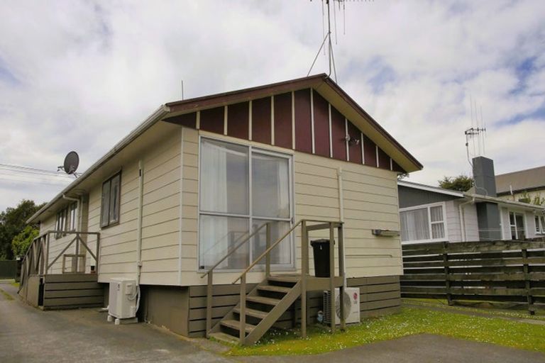 Photo of property in 15 Russell Street, Marton, 4710