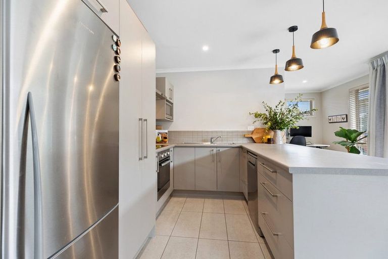 Photo of property in 6 Rire Hau Lane, Pyes Pa, Tauranga, 3112