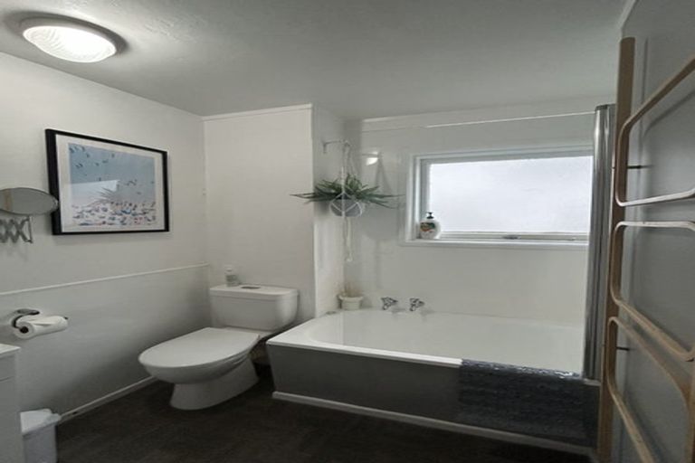 Photo of property in Avon Apartments, 15/217 The Terrace, Wellington Central, Wellington, 6011