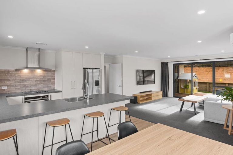 Photo of property in 17 Dalwood Crescent, Rolleston, 7614