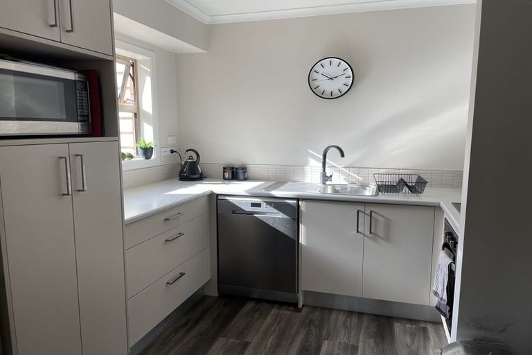 Photo of property in 52u1 Cook Street, Hamilton East, Hamilton, 3216