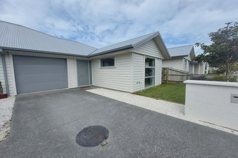 Photo of property in 15 Fairwater Road, Warkworth, 0910