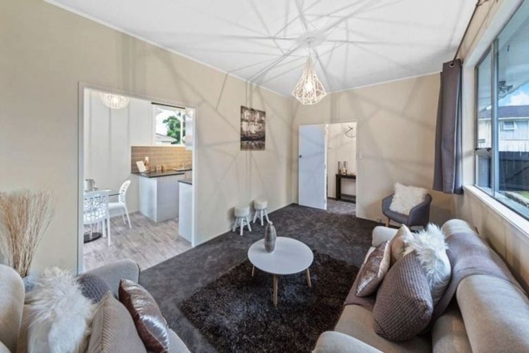 Photo of property in 64 Henwood Road, Mangere East, Auckland, 2024