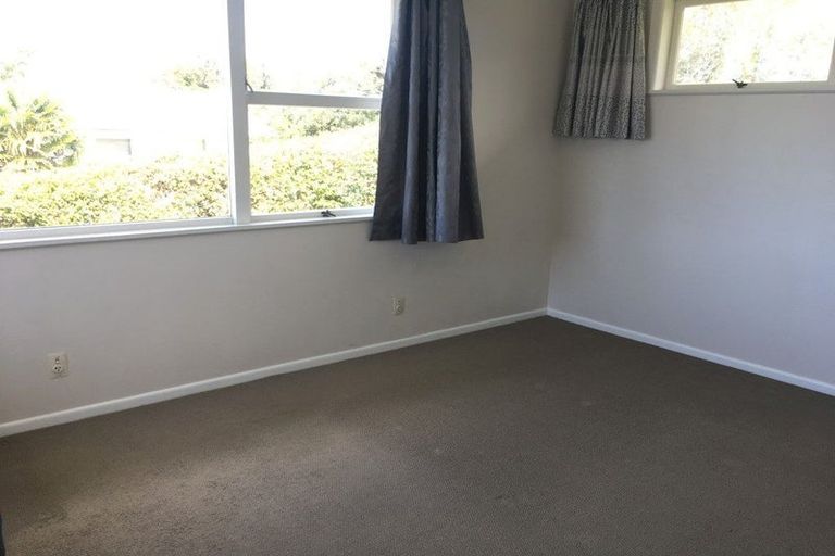 Photo of property in 1/34 Sycamore Drive, Sunnynook, Auckland, 0620