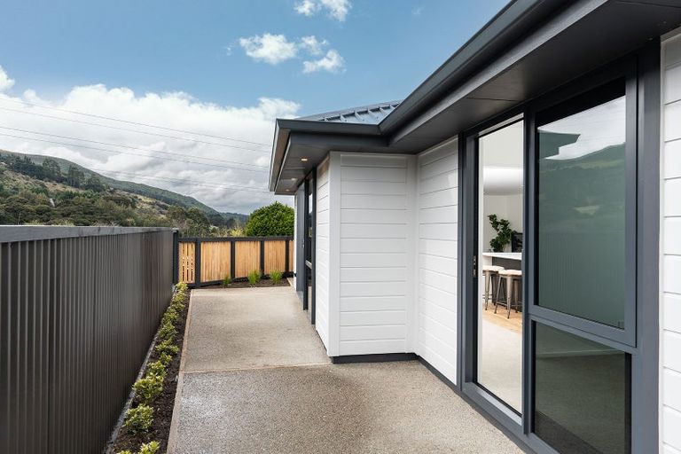 Photo of property in 7 Tapley Close, Halfway Bush, Dunedin, 9010