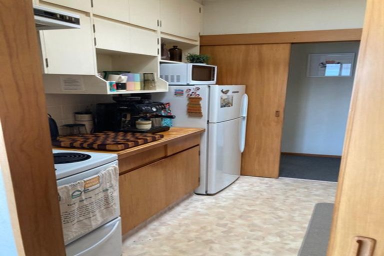 Photo of property in 8/9 Wilkinson Street, Oriental Bay, Wellington, 6011