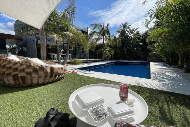 Photo of property in 4 Halyard Place, Te Atatu Peninsula, Auckland, 0610