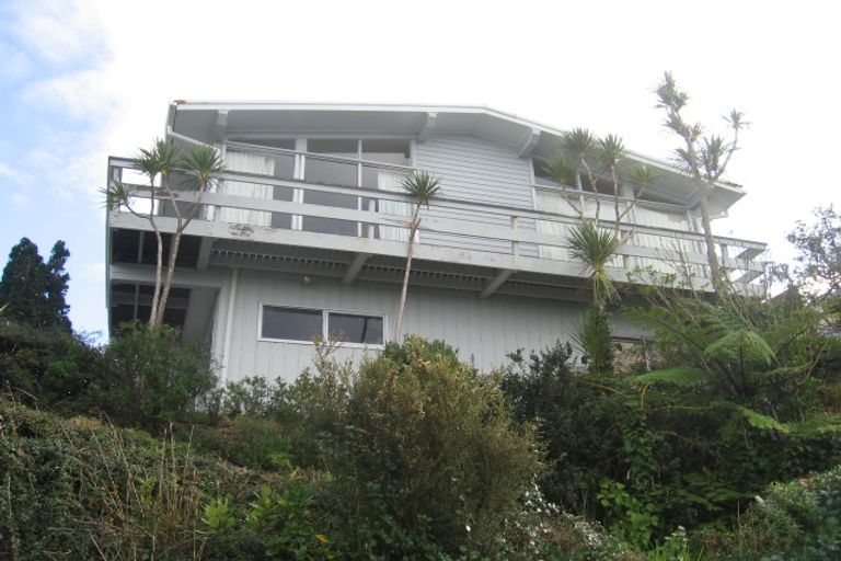 Photo of property in 3b Singers Road, Korokoro, Lower Hutt, 5012