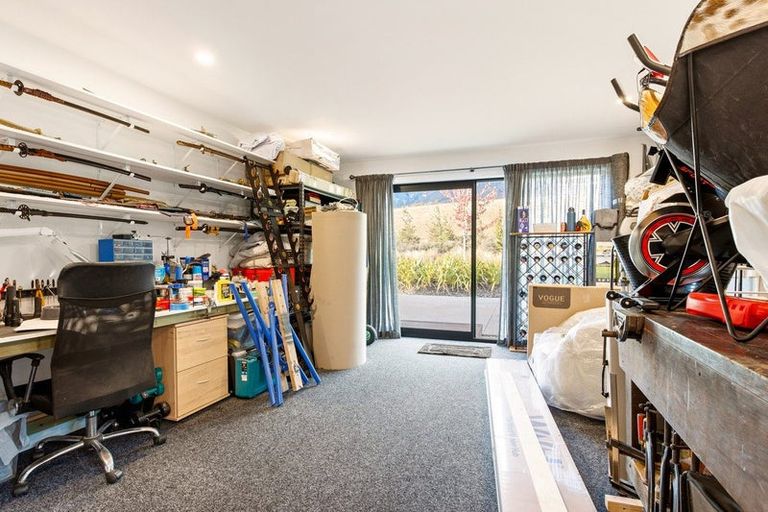Photo of property in 5 Bannister Street, Jacks Point, Queenstown, 9371