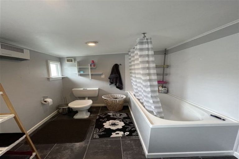 Photo of property in 11 Seymour Street, Hornby, Christchurch, 8042