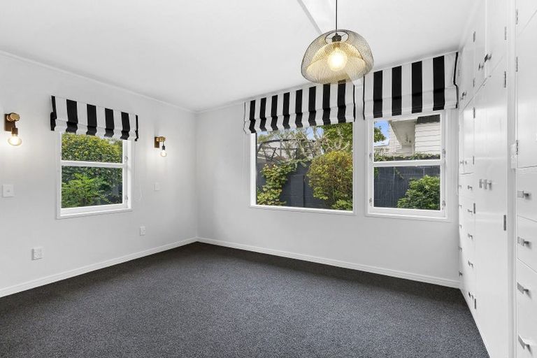 Photo of property in 415 Fergusson Drive, Heretaunga, Upper Hutt, 5018