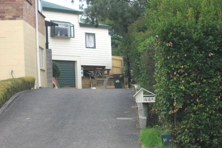Photo of property in 2/44 Seaview Road, Glenfield, Auckland, 0629