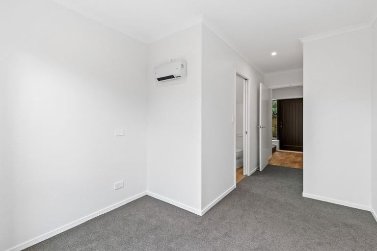 Photo of property in 500f Te Atatu Road, Te Atatu Peninsula, Auckland, 0610