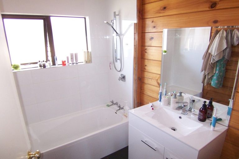 Photo of property in 2/54 Springs Road, Hornby, Christchurch, 8042