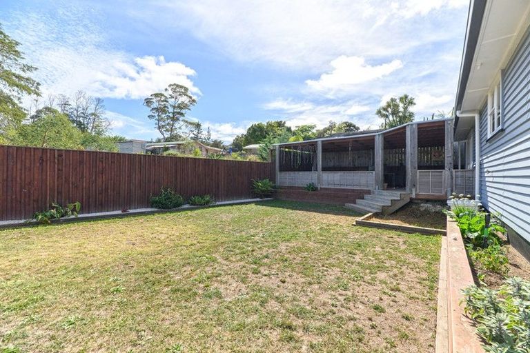 Photo of property in 54 Don Buck Road, Massey, Auckland, 0614