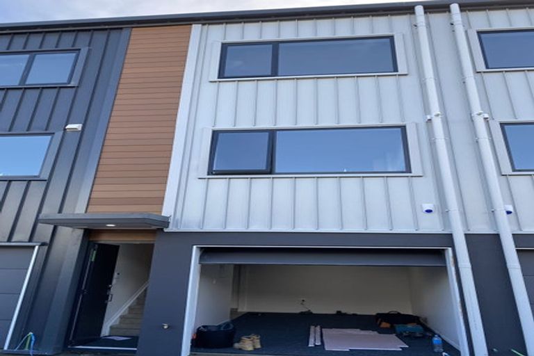 Photo of property in 33 Marumaru Lane, Manurewa, Auckland, 2102
