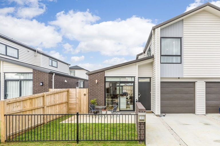 Photo of property in 11 Hoiho Road, Pukekohe, 2120