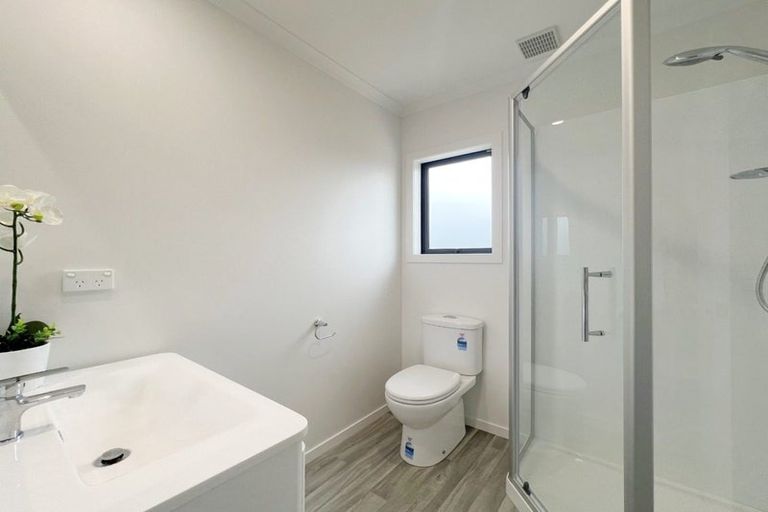 Photo of property in 94 Papatupu Way, Kumeu, 0810