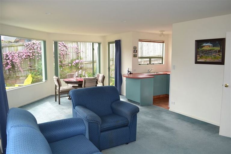 Photo of property in 2/2 Temple Crescent, Gleniti, Timaru, 7910