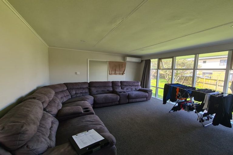 Photo of property in 76 Kimpton Road, Papatoetoe, Auckland, 2025