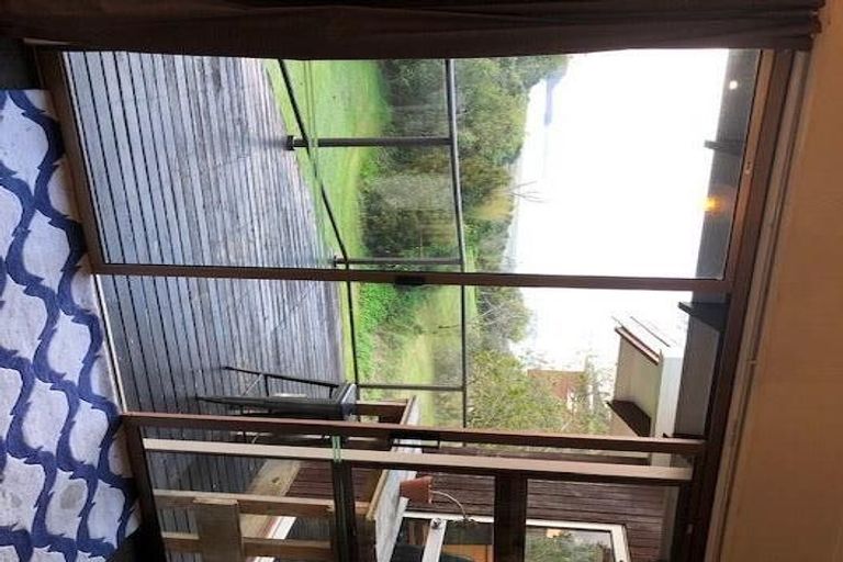 Photo of property in 45 Rosario Crescent, Red Beach, 0932