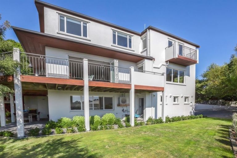 Photo of property in 22 The Layline, Whitby, Porirua, 5024