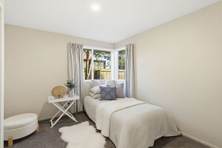 Photo of property in 28 Radiata Avenue, Parklands, Christchurch, 8083