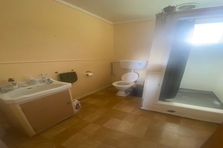 Photo of property in 2/9 June Place, Hamilton East, Hamilton, 3216