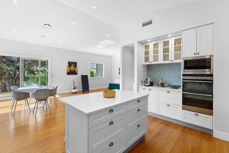 Photo of property in 9 Lamont Place, Waikanae, 5036