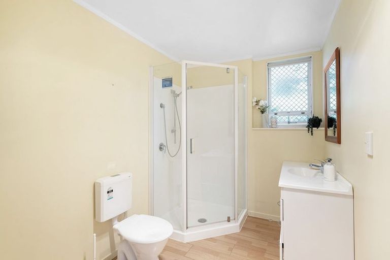 Photo of property in 4 Bain Place, Bucklands Beach, Auckland, 2014