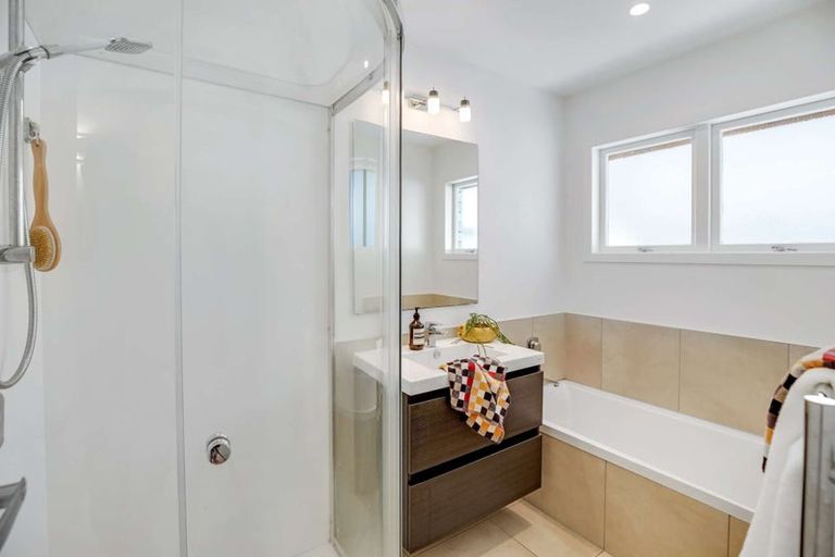 Photo of property in 16 Juliana Place, Awapuni, Palmerston North, 4412