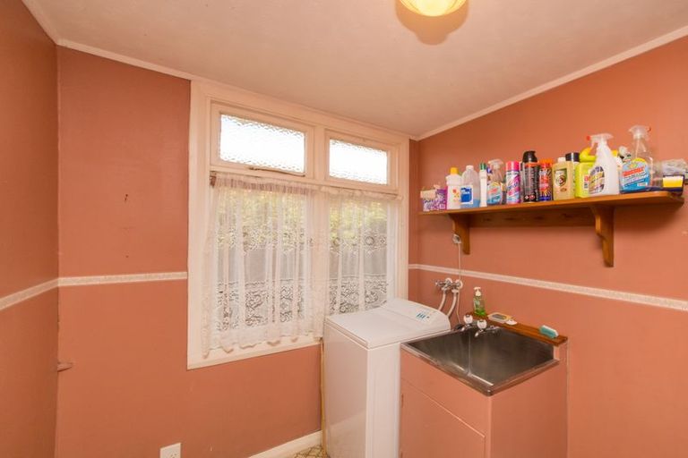 Photo of property in 34 Florence Avenue, Palmerston North, 4414