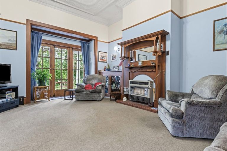 Photo of property in 43 Rainforth Street, Roslyn, Palmerston North, 4414