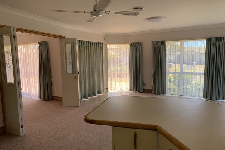 Photo of property in 116 Santa Monica Drive, Papamoa Beach, Papamoa, 3118