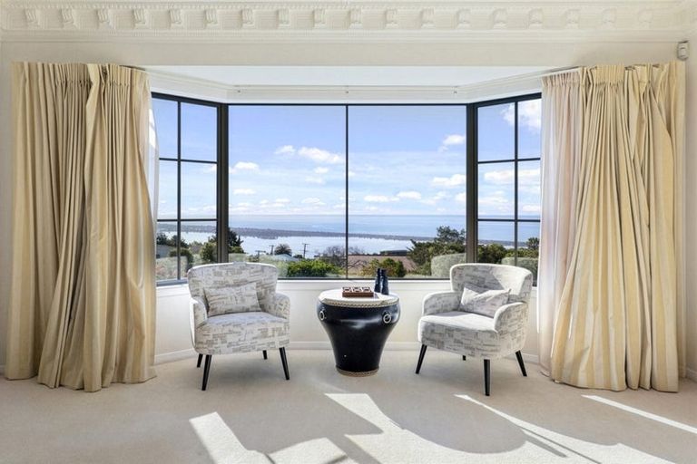 Photo of property in 70 Belleview Terrace, Mount Pleasant, Christchurch, 8081