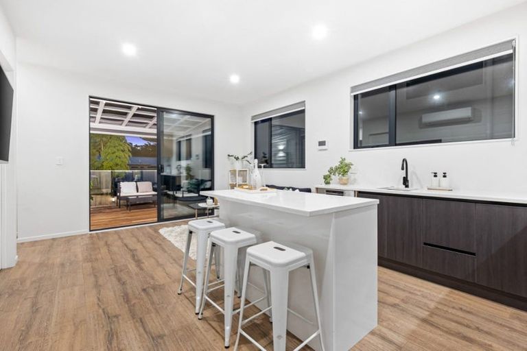 Photo of property in 141c Rangatira Road, Beach Haven, Auckland, 0626