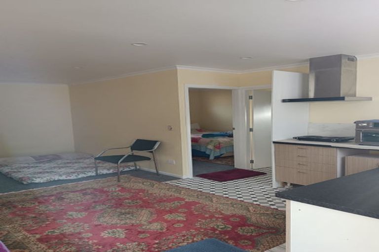 Photo of property in 86 Champion Street, Cannons Creek, Porirua, 5024