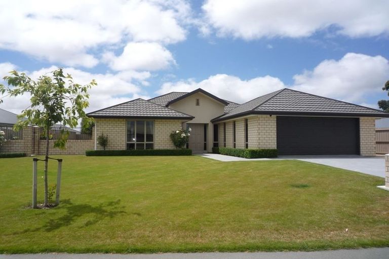 Photo of property in 33 Rembrandt Drive, Rolleston, 7614