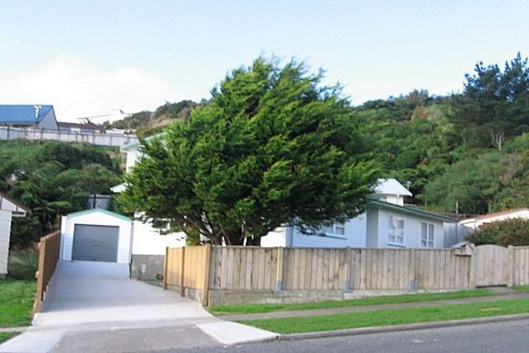 Photo of property in 9 Invercargill Drive, Kelson, Lower Hutt, 5010