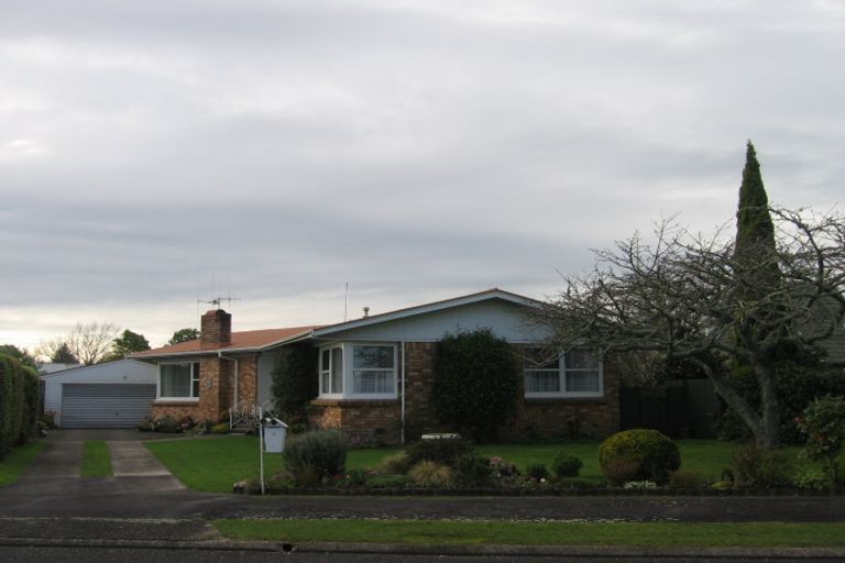 Photo of property in 6 Partington Place, Beerescourt, Hamilton, 3200